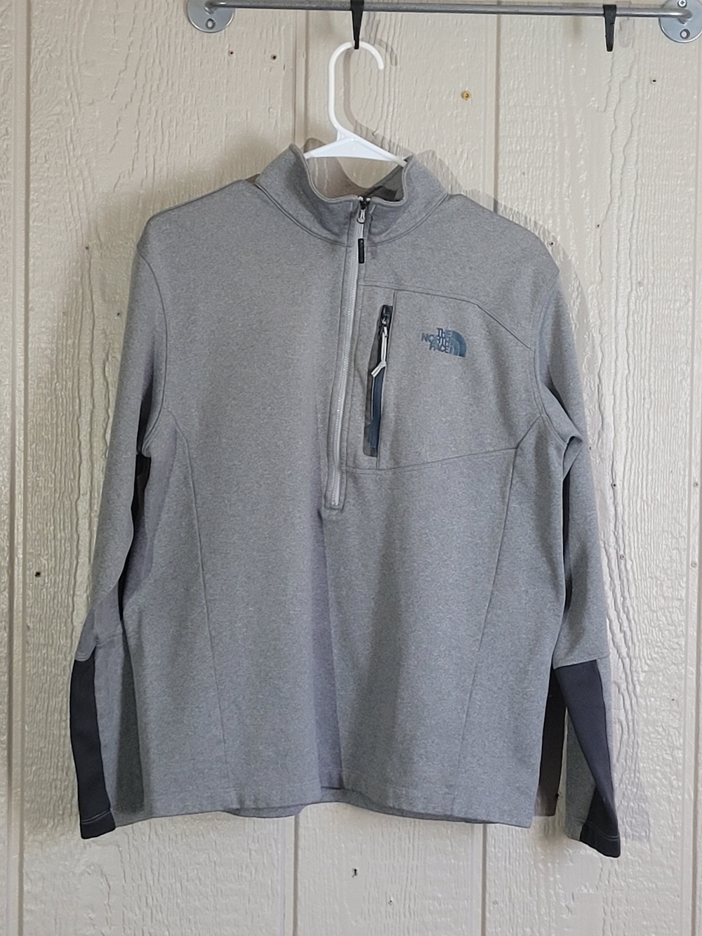 The North Face Men’s Gray Quarter-Zip Pullover Jacket